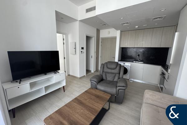 Furnished Unit | High End 1 Bed | Balcony